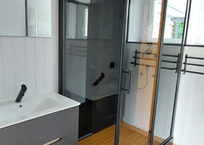 Rive Charente Le Bateau * Bords